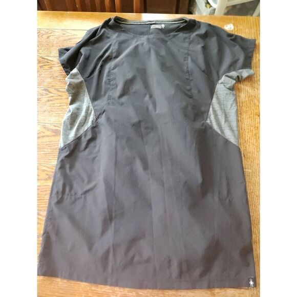 Smartwool | Genius Shirt Dress Merino Wool Blend Short Sleeve  Black Gray sz Lar - Picture 2 of 5